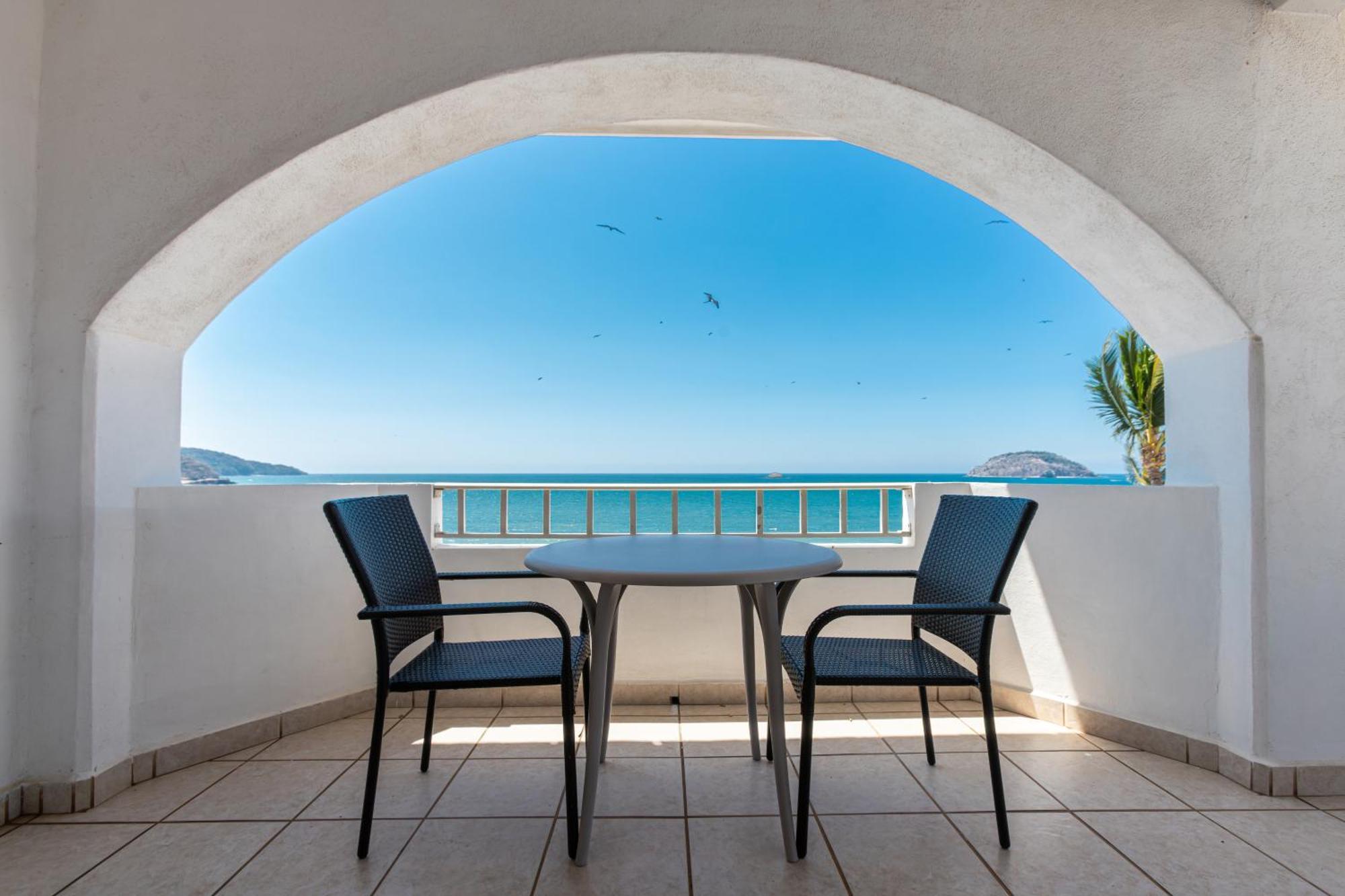 Torreblanca Beach Hotel And Suites Guayabitos - Desayuno Y Comida Incluido Ринкон де Гуаябитос Екстериор снимка