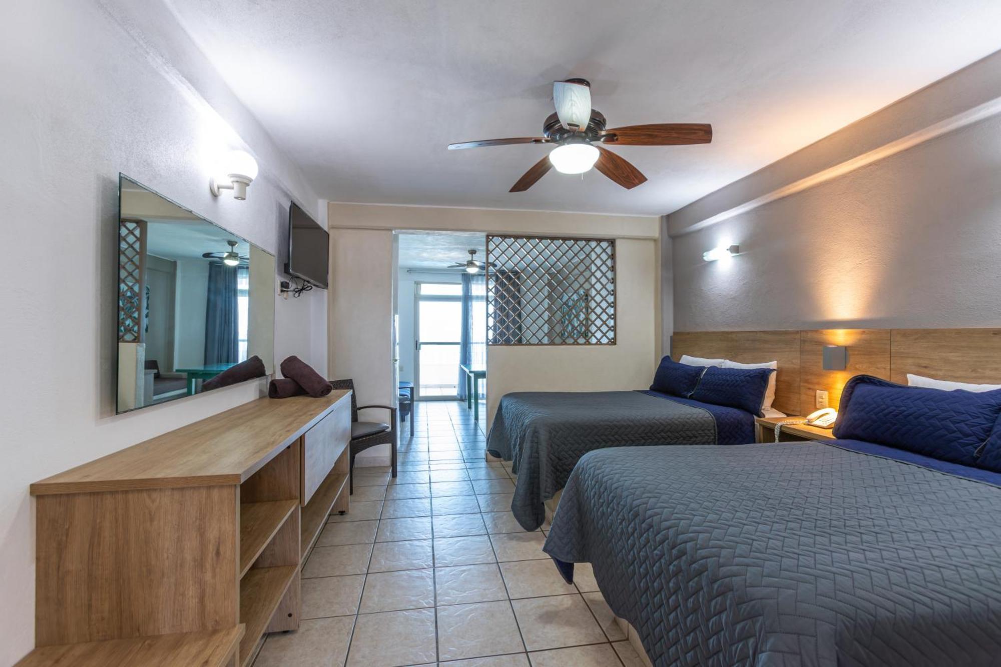 Torreblanca Beach Hotel And Suites Guayabitos - Desayuno Y Comida Incluido Ринкон де Гуаябитос Екстериор снимка
