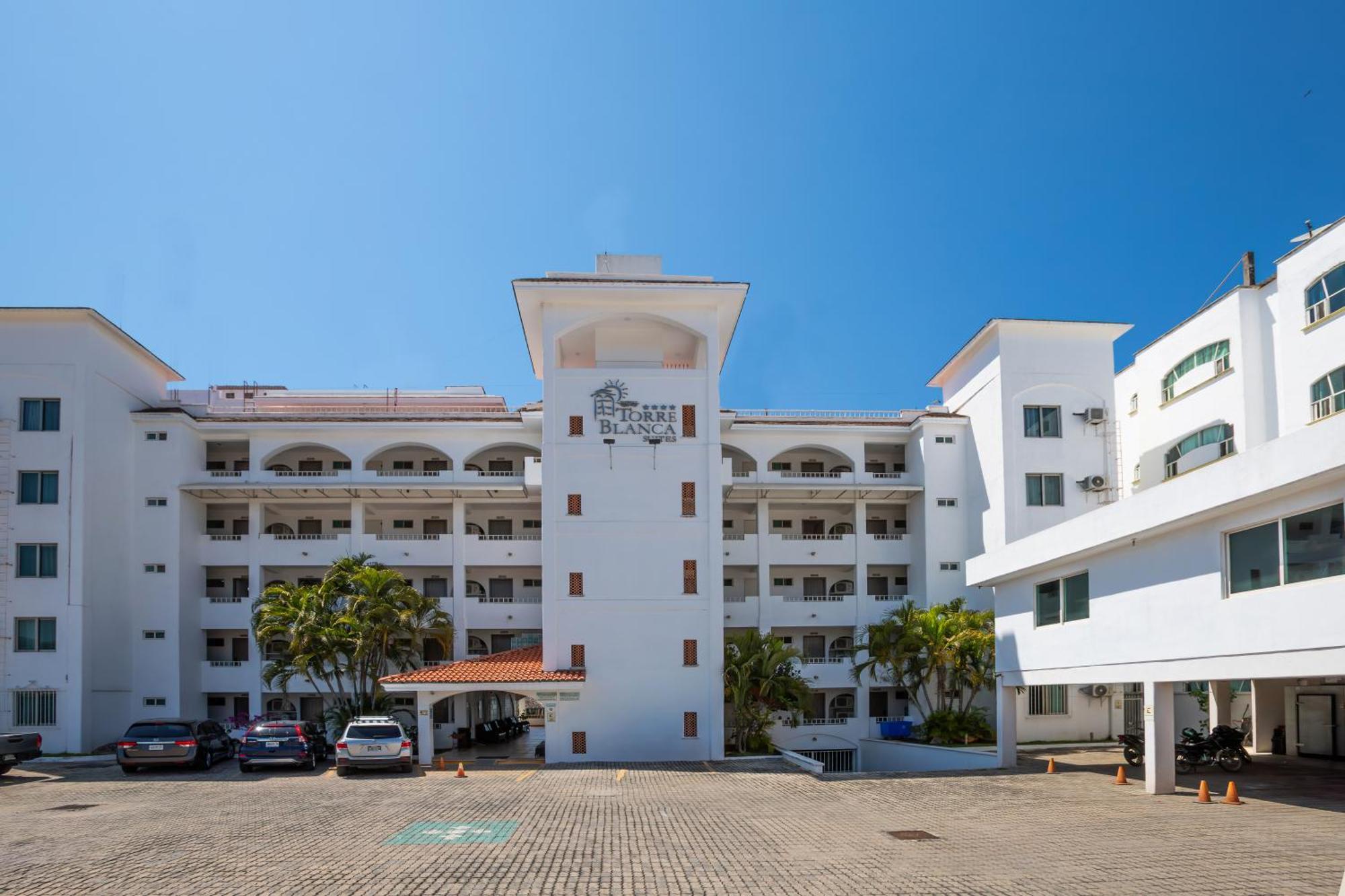 Torreblanca Beach Hotel And Suites Guayabitos - Desayuno Y Comida Incluido Ринкон де Гуаябитос Екстериор снимка