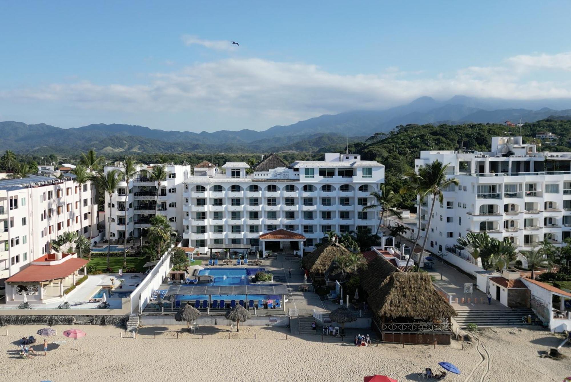 Torreblanca Beach Hotel And Suites Guayabitos - Desayuno Y Comida Incluido Ринкон де Гуаябитос Екстериор снимка